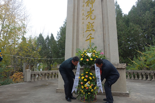 落实习总书记重要讲话精神 播撒长征精神火种